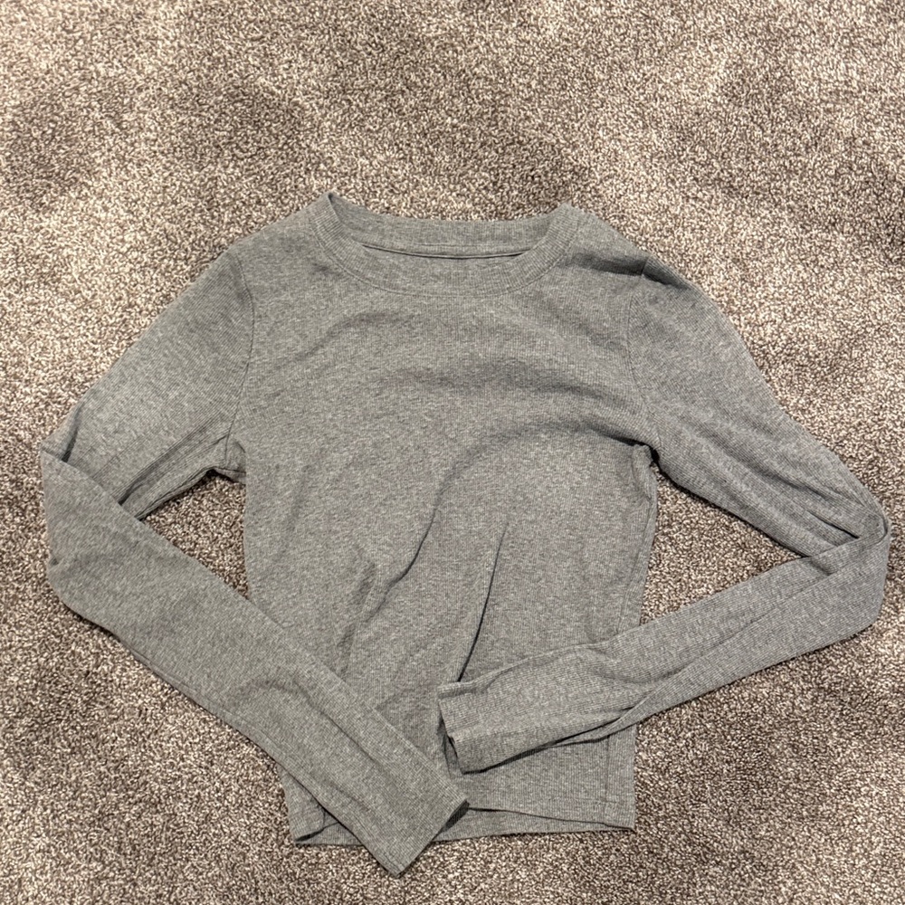 Hollister Heather Gray Long Sleeve Tee
